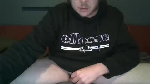 Snapshot of arthure944491 chatting on 10-04-25, 06:28 arthure944491 online show from 10-04-25, 06:28