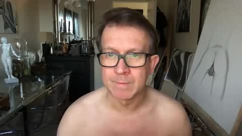 Snapshot of artisterotic chatting on 12-25-24, 12:58 artisterotic online show from 12-25-24, 12:58