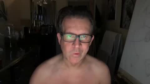 Snapshot of artisterotic chatting on 01-07-25, 08:13 artisterotic online show from 01-07-25, 08:13