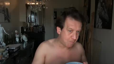 Snapshot of artisterotic chatting on 03-11-25, 07:15 artisterotic online show from 03-11-25, 07:15