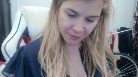 MIA online show from 10-15-25, 08:47