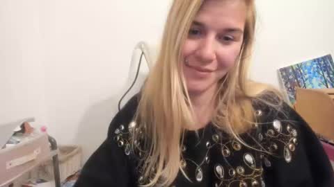 MIA online show from 10-15-25, 09:04