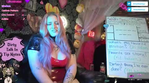 Snapshot of artsyheartsyy chatting on 09-30-25, 12:48 ArtsyHeartsyy online show from 09-30-25, 12:48