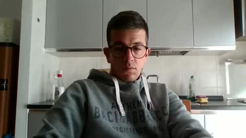 Snapshot of arturpaulval chatting on 11-22-25, 10:58 arturpaulval online show from 11-22-25, 10:58