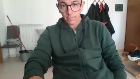 Snapshot of arturpaulval chatting on 11-29-25, 11:57 arturpaulval online show from 11-29-25, 11:57