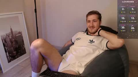 Snapshot of arturswan chatting on 01-10-26, 04:47 Artur Swan online show from 01-10-26, 04:47