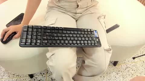 Snapshot of ary1_ chatting on 11-02-25, 03:20 Ary online show from 11-02-25, 03:20