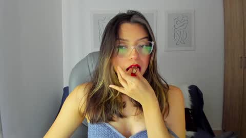 Zahaara online show from 12-27-24, 09:43