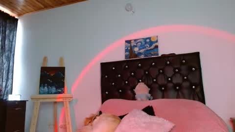   Independent Model online show from 01-31-25, 07:18