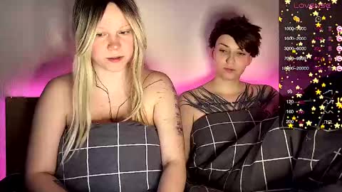 Arya brunett and Cassie blond online show from 12-30-24, 05:15