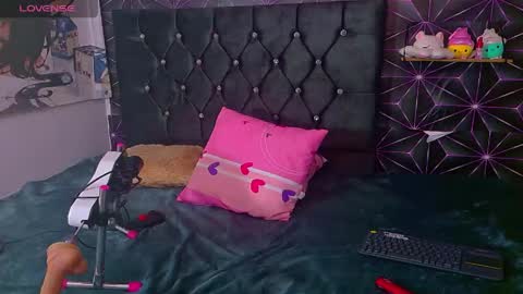aryahmoon_ks online show from 06-05-26, 05:36
