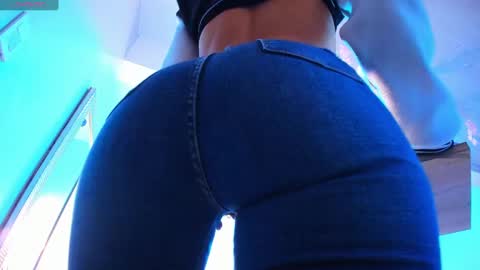 Snapshot of aryajadak chatting on 12-31-24, 01:47 Arya online show from 12-31-24, 01:47