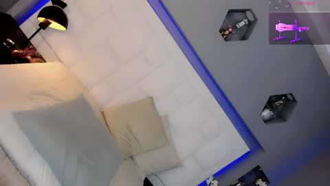 aryajanee online show from 04-25-26, 05:10