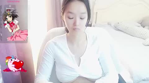 Snapshot of arylia_3 chatting on 11-19-25, 03:28 Lily online show from 11-19-25, 03:28