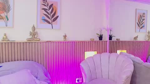 Catalina online show from 02-09-25, 02:50