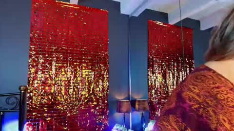 Catalina online show from 09-15-25, 01:00