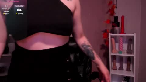 Snapshot of asami_chieko_ chatting on 03-11-25, 07:14 Asami online show from 03-11-25, 07:14