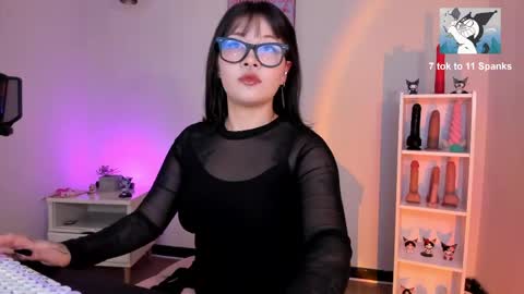 Snapshot of asami_chieko_ chatting on 05-09-26, 09:09 Asami online show from 05-09-26, 09:09