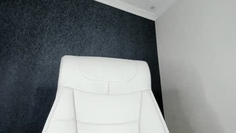 Snapshot of asami_san chatting on 01-19-25, 10:39 Asami online show from 01-19-25, 10:39