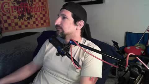 devilPup75 online show from 10-24-25, 08:00