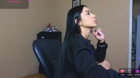 Snapshot of asenaesmee chatting on 01-17-25, 01:03 Asena online show from 01-17-25, 01:03