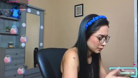 Snapshot of asenaesmee chatting on 01-24-25, 02:51 Asena online show from 01-24-25, 02:51