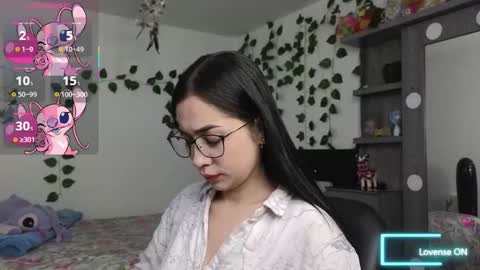 Snapshot of asenaesmee chatting on 10-06-25, 03:15 Asena online show from 10-06-25, 03:15