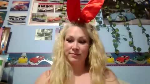 ash0ley online show from 10-30-25, 10:21