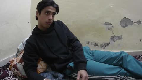 ash2730 online show from 11-26-25, 04:19