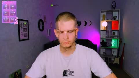 ash_raven_ online show from 09-20-25, 12:06