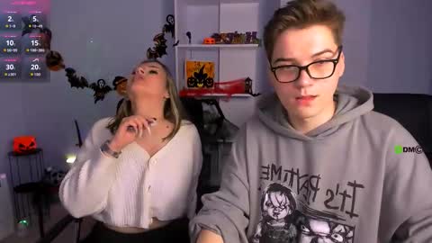 ash_raven_ online show from 10-23-25, 08:29