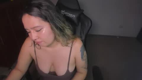 Snapshot of ash_smith1 chatting on 09-14-25, 01:49 ash_smith1 online show from 09-14-25, 01:49