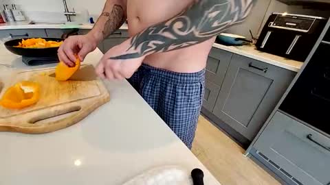 Ash online show from 09-18-25, 09:33