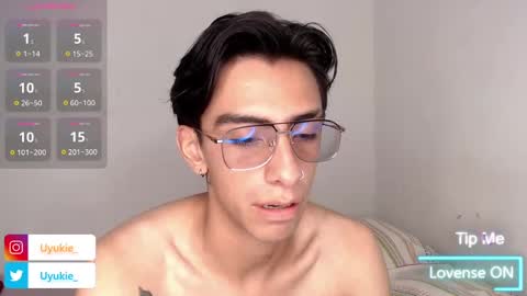 Snapshot of ash_v1 chatting on 11-07-25, 11:16 Ash online show from 11-07-25, 11:16