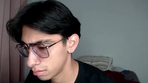 Snapshot of ash_v1 chatting on 11-11-25, 01:27 Ash online show from 11-11-25, 01:27