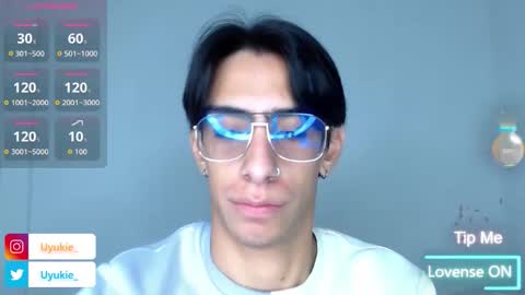 Snapshot of ash_v1 chatting on 11-30-25, 02:37 Ash online show from 11-30-25, 02:37