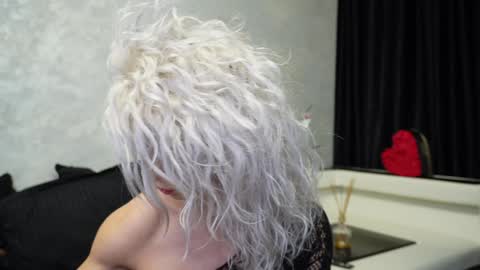 Asha online show from 01-20-25, 01:39