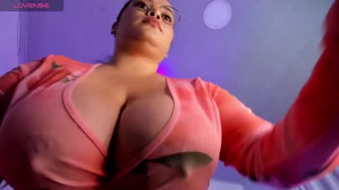 ashanty_vera01 online show from 10-04-25, 03:48