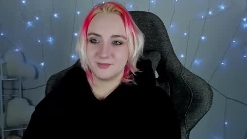 AshleyAshe  online show from 01-30-25, 08:21