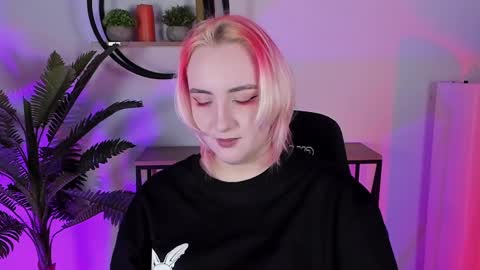 AshleyAshe  online show from 02-16-25, 05:15