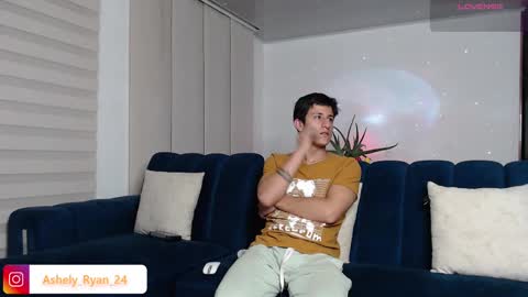 Ashley And Ryan  online show from 02-11-25, 11:44