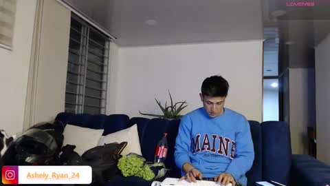 Ashley And Ryan  online show from 03-04-25, 12:29