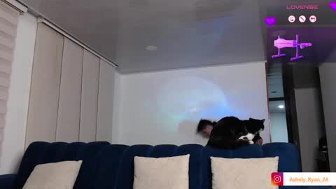 Ashley And Ryan  online show from 09-09-25, 12:10