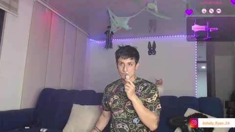 Ashley And Ryan  online show from 10-06-25, 12:08