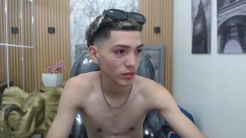 Snapshot of asher_costa chatting on 02-10-26, 05:50 Asher Costa online show from 02-10-26, 05:50