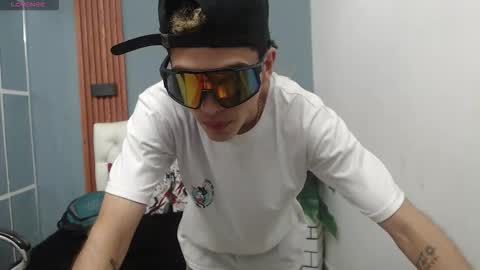 Snapshot of asher_costa chatting on 03-08-26, 02:04 Asher Costa online show from 03-08-26, 02:04