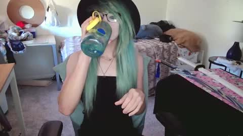 Snapshot of ashethegengar chatting on 09-25-25, 05:38 Ashley Scarlett online show from 09-25-25, 05:38