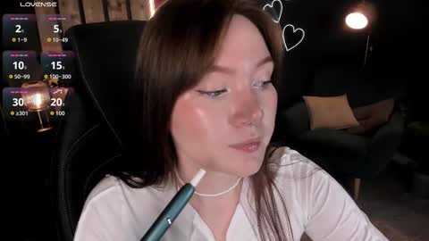 Snapshot of ashhasmy chatting on 09-17-25, 12:07 Ash online show from 09-17-25, 12:07