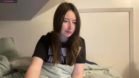 Snapshot of ashisscene chatting on 09-30-25, 02:22 ash 3 online show from 09-30-25, 02:22