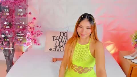 ASHLEY online show from 02-18-25, 06:37